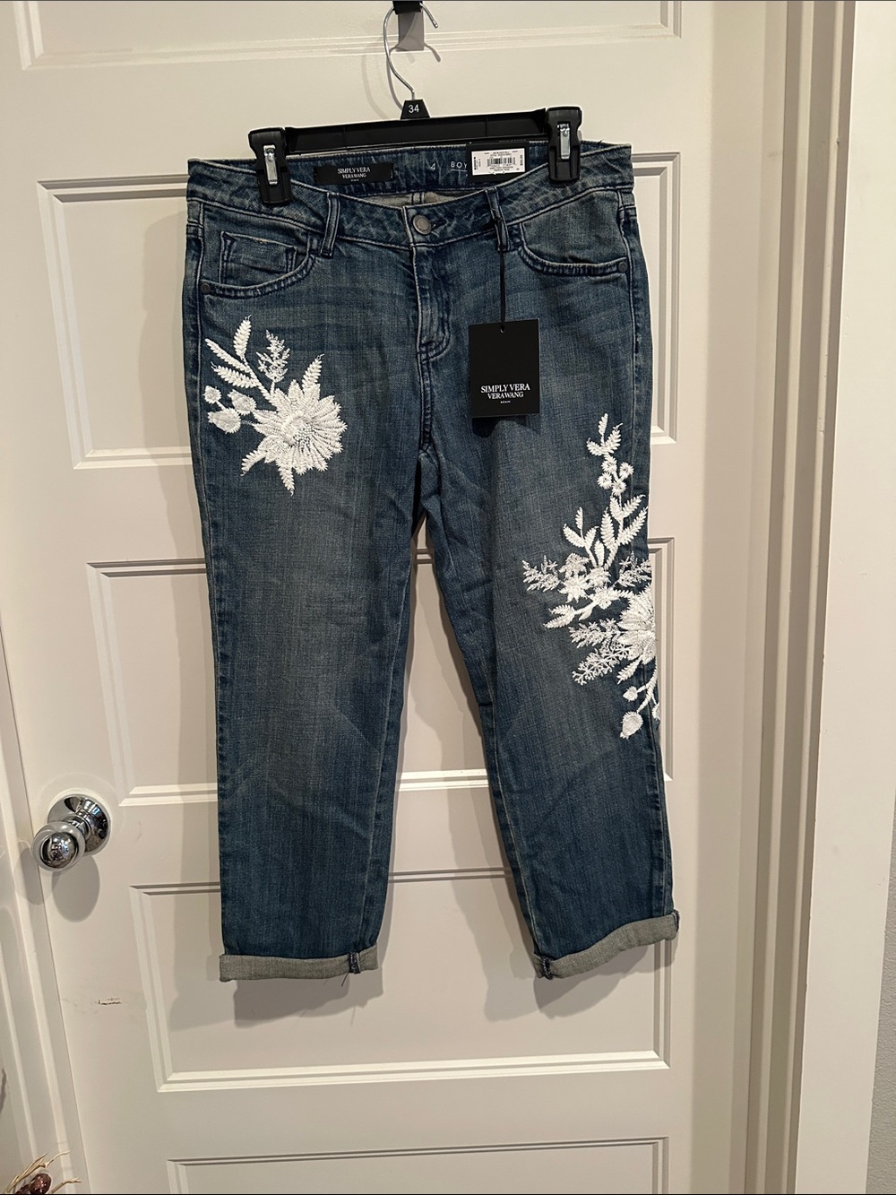 Simply Vera Vera Wang Blue Denim Jeans with White Floral Embroidery